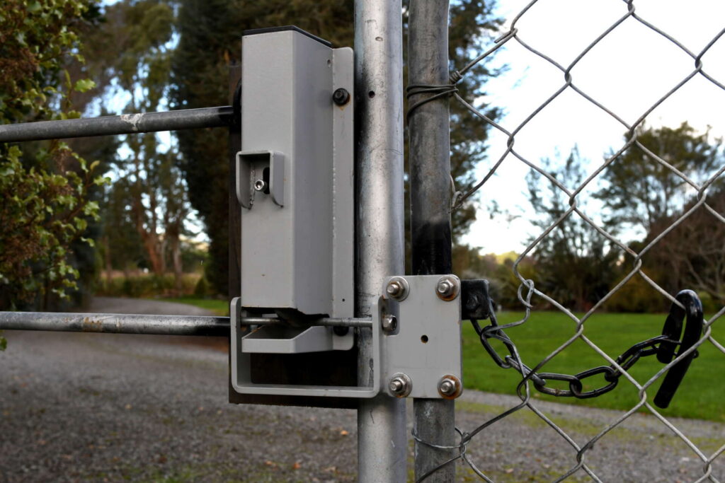 Specialised Automatic Lock